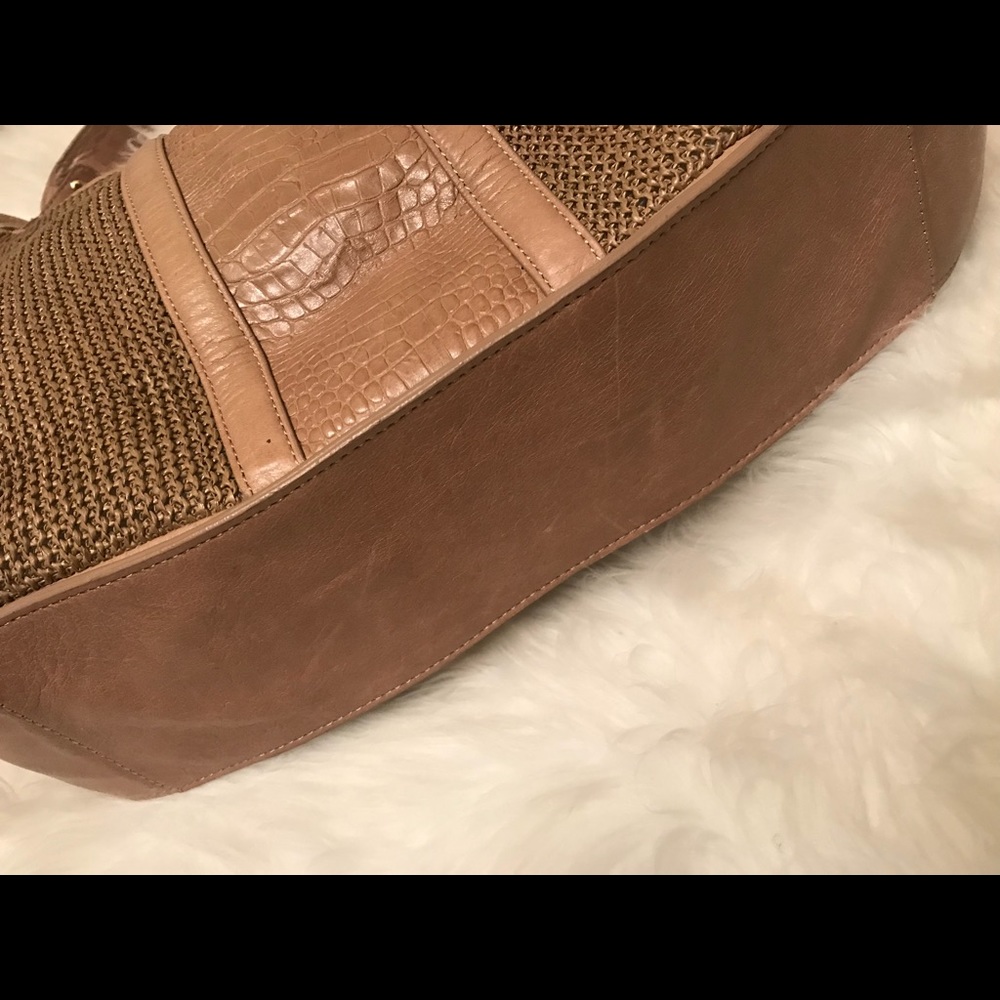 Handbag - Picture 4 of 6